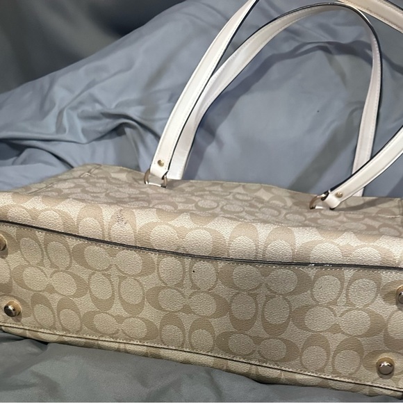 Coach Addison Tote - No longer offered by Coach - Picture 4 of 8